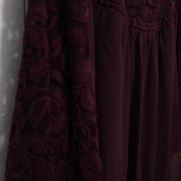 Lace Burgundy Dress / Size 3X - Picture 2 of 6